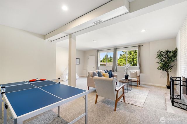 440 S 304th Street, Federal Way, WA 98003