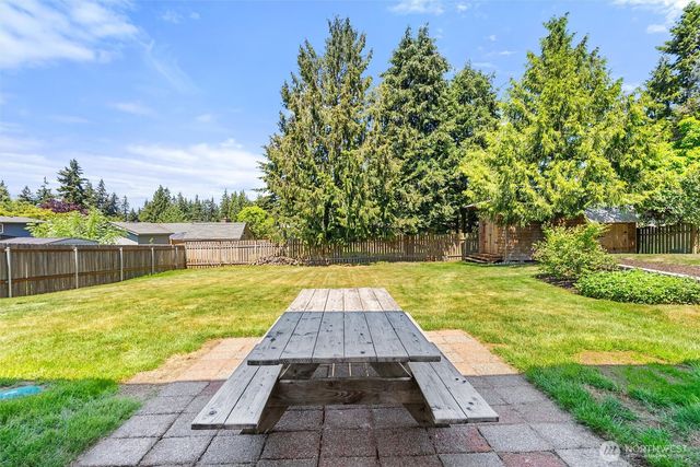 440 S 304th Street, Federal Way, WA 98003