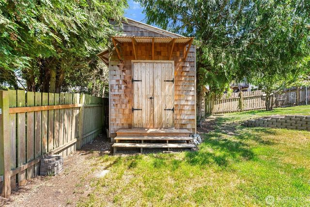440 S 304th Street, Federal Way, WA 98003
