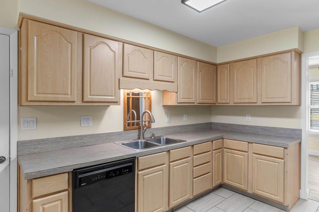 321 Pontevedra Lane, Niceville, FL 32578