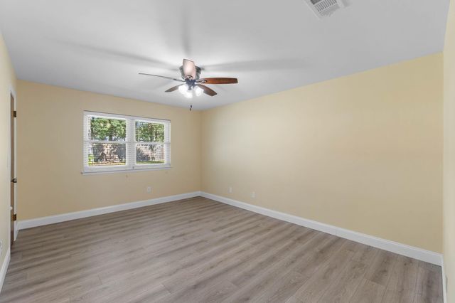 321 Pontevedra Lane, Niceville, FL 32578