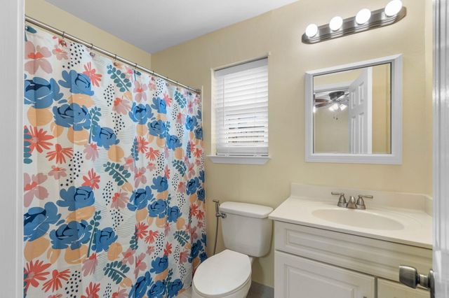 321 Pontevedra Lane, Niceville, FL 32578