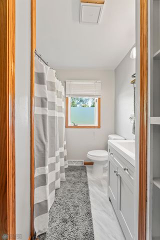 326 7th Avenue E, West Fargo, ND 58078