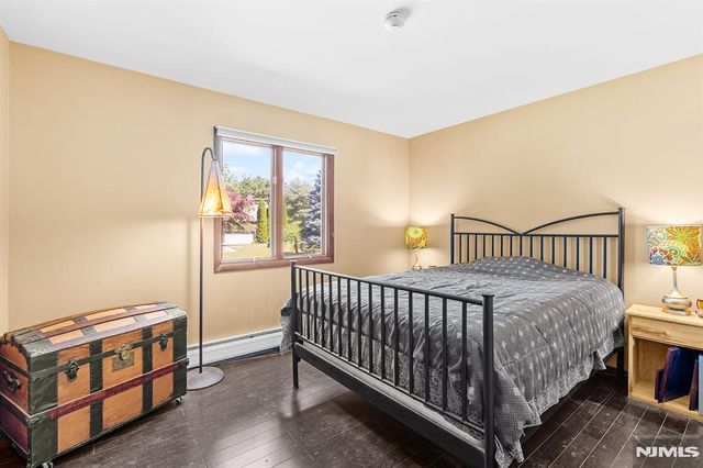 177 High Crest, West Milford, NJ 07480