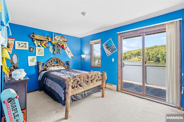 177 High Crest, West Milford, NJ 07480