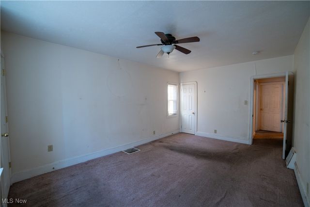 1040 Mercer Avenue, Akron, OH 44320