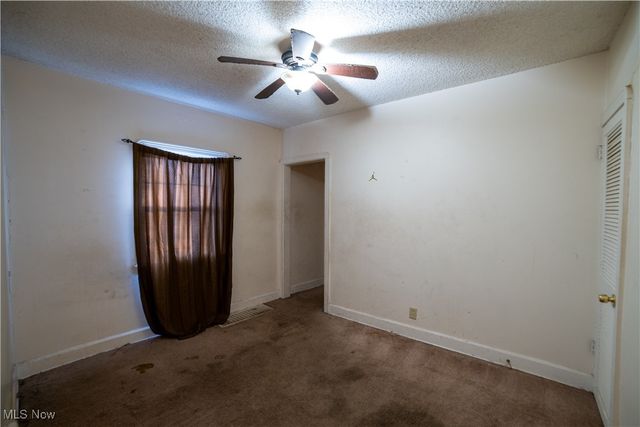 1040 Mercer Avenue, Akron, OH 44320