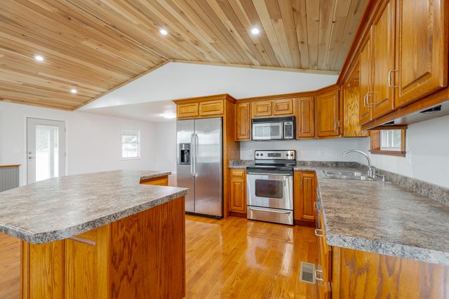 16417 Crestview Drive, Sale Creek, TN 37373