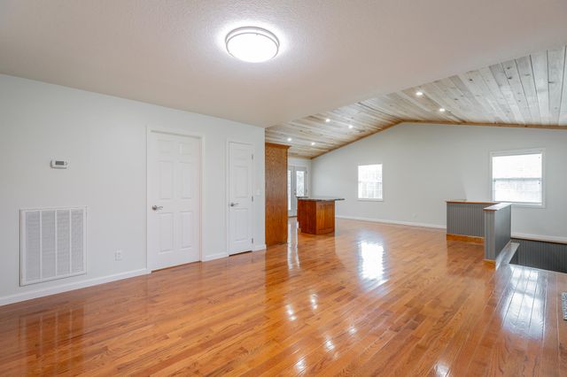 16417 Crestview Drive, Sale Creek, TN 37373