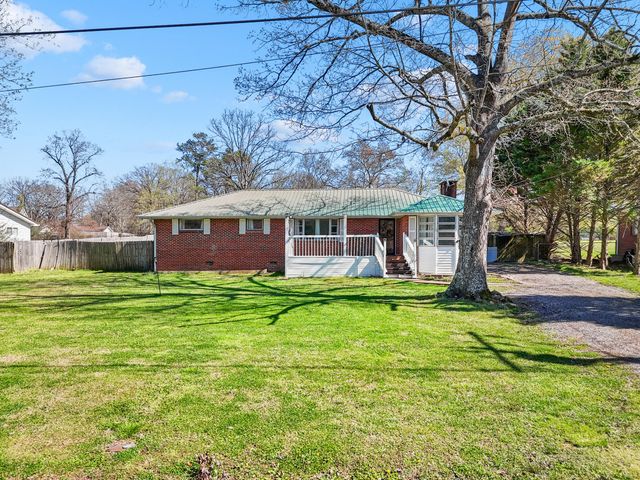 902 Lindsay Avenue, Chattanooga, TN 37421