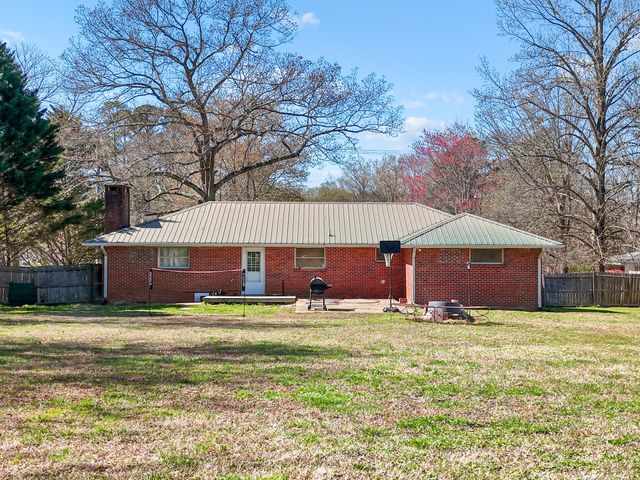 902 Lindsay Avenue, Chattanooga, TN 37421