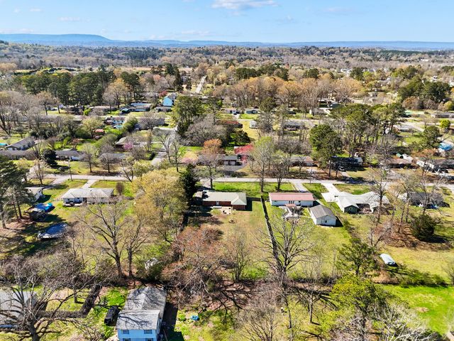 902 Lindsay Avenue, Chattanooga, TN 37421