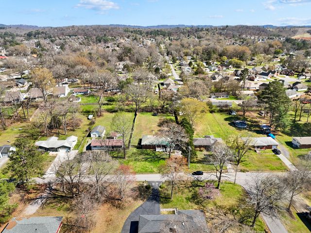 902 Lindsay Avenue, Chattanooga, TN 37421