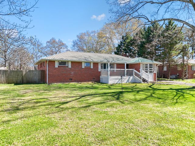902 Lindsay Avenue, Chattanooga, TN 37421