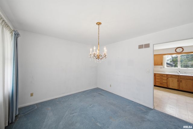 1404 E GLEN Avenue, Peoria Heights, IL 61616