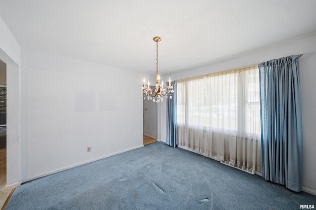 1404 E GLEN Avenue, Peoria Heights, IL 61616