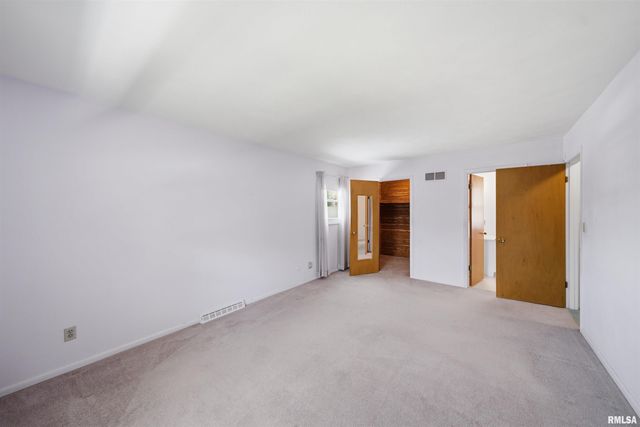 1404 E GLEN Avenue, Peoria Heights, IL 61616