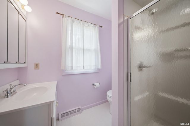 1404 E GLEN Avenue, Peoria Heights, IL 61616