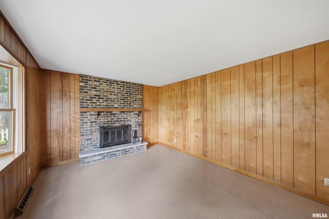 1404 E GLEN Avenue, Peoria Heights, IL 61616