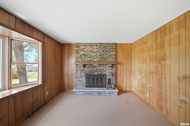 1404 E GLEN Avenue, Peoria Heights, IL 61616