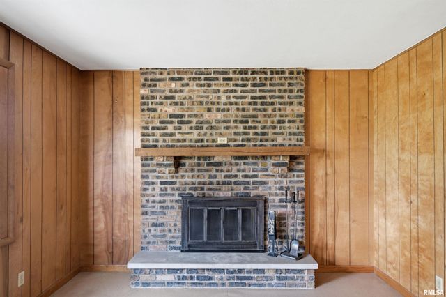 1404 E GLEN Avenue, Peoria Heights, IL 61616