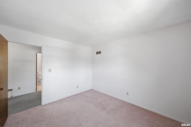 1404 E GLEN Avenue, Peoria Heights, IL 61616