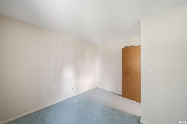 1404 E GLEN Avenue, Peoria Heights, IL 61616