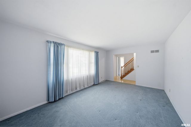 1404 E GLEN Avenue, Peoria Heights, IL 61616
