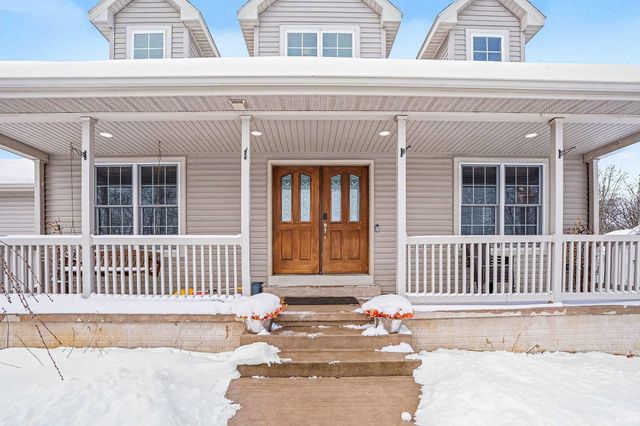 57617 Blackberry Road, Mishawaka, IN 46544