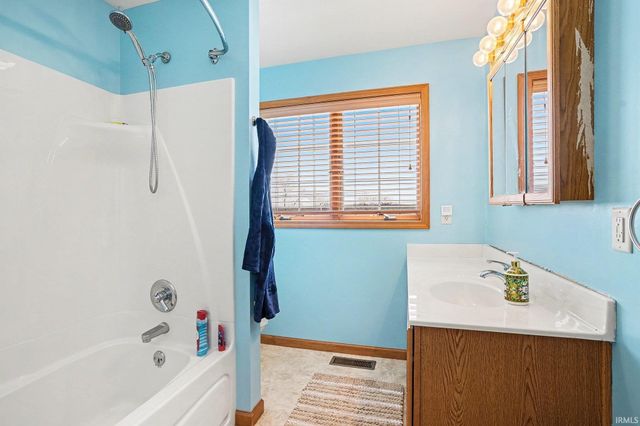 57617 Blackberry Road, Mishawaka, IN 46544