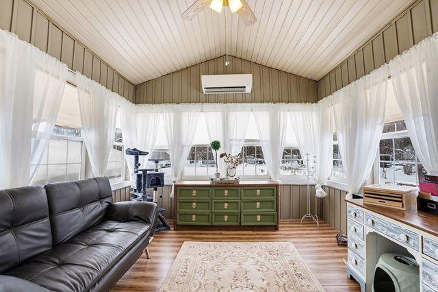 57617 Blackberry Road, Mishawaka, IN 46544