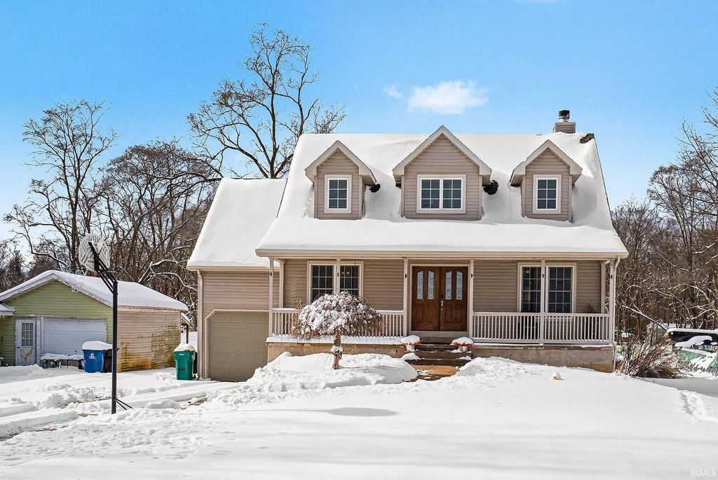 57617 Blackberry Road, Mishawaka, IN 46544