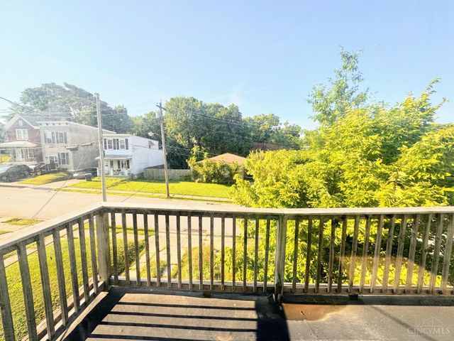 3742 Mayfield Avenue, Cincinnati, OH 45205