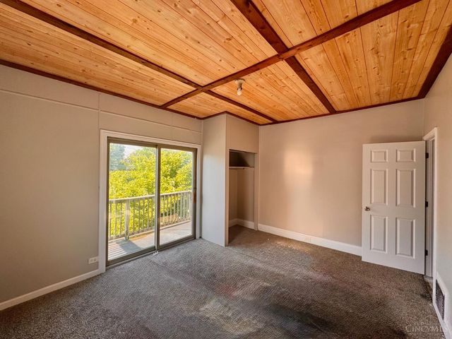 3742 Mayfield Avenue, Cincinnati, OH 45205
