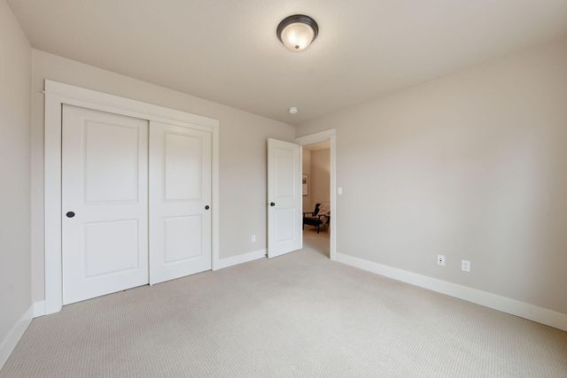 912 E Timber Pine Drive, Sisters, OR 97759