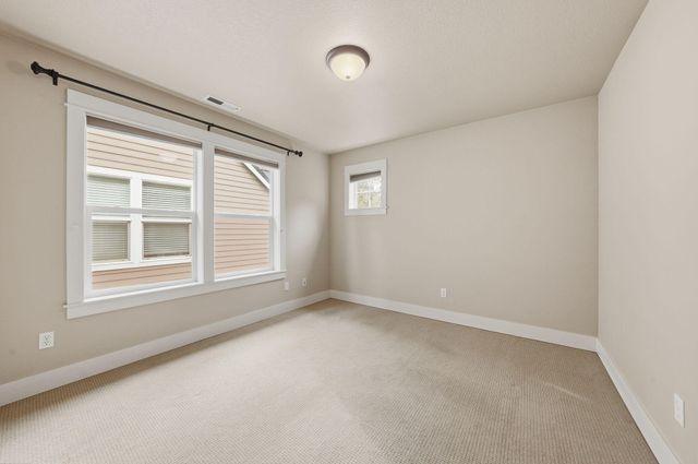 912 E Timber Pine Drive, Sisters, OR 97759