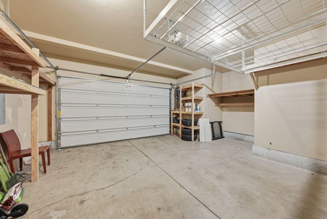 912 E Timber Pine Drive, Sisters, OR 97759