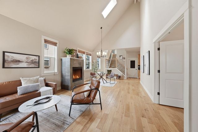 912 E Timber Pine Drive, Sisters, OR 97759