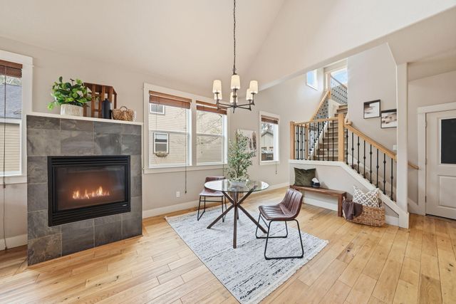 912 E Timber Pine Drive, Sisters, OR 97759