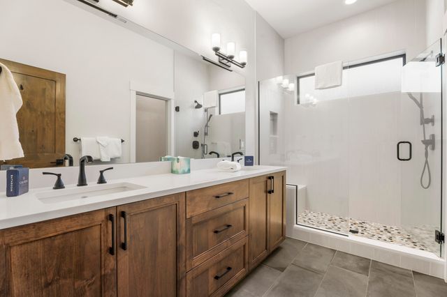 18171 Forestbrook Loop 9, Bend, OR 97707