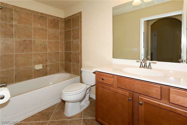 9554 Trevi CT 4713, Naples, FL 34113