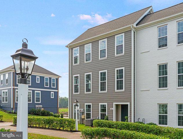 33 SEOVER WAY, Carlisle, PA 17015