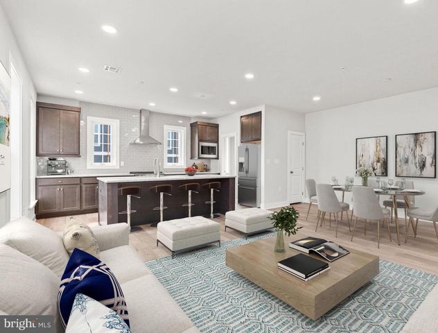 33 SEOVER WAY, Carlisle, PA 17015