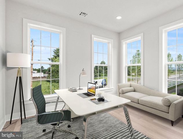 33 SEOVER WAY, Carlisle, PA 17015