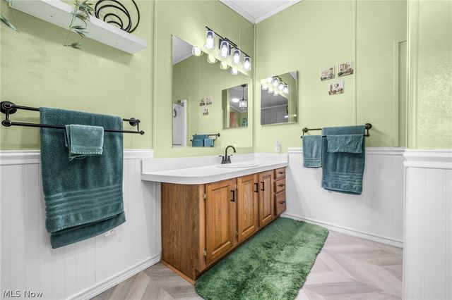 43 Periwinkle Drive, Olmsted Twp, OH 44138