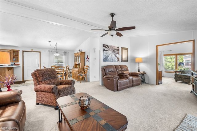 43 Periwinkle Drive, Olmsted Twp, OH 44138