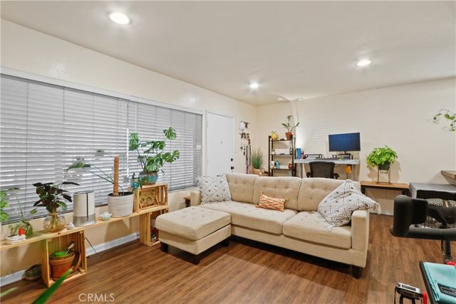 939 E Appleton Street 25, Long Beach, CA 90802