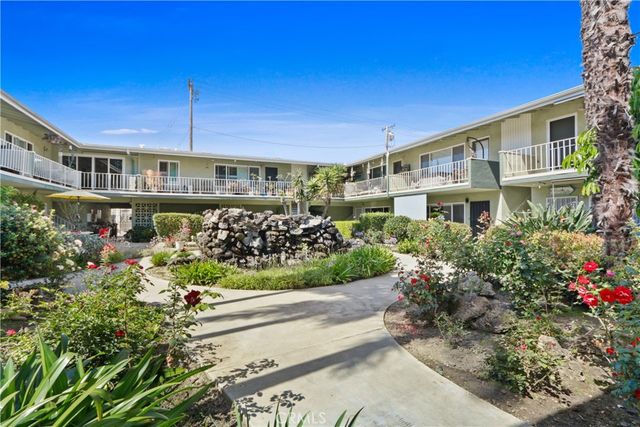 939 E Appleton Street 25, Long Beach, CA 90802