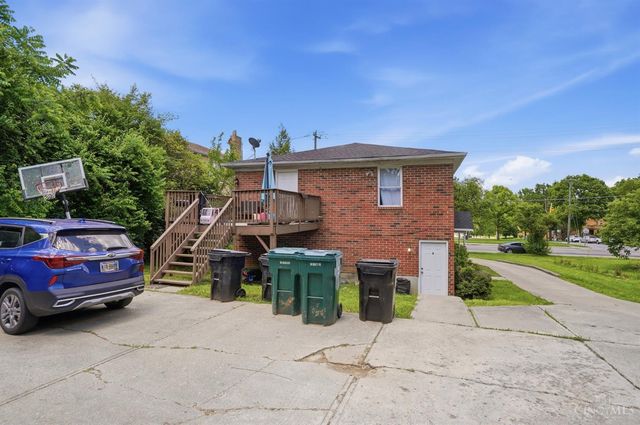 5547 Kirby Avenue, Cincinnati, OH 45239