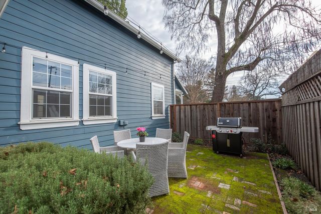 1930 Stockton St, Napa, CA 94559